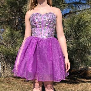 Cute homecoming dress!